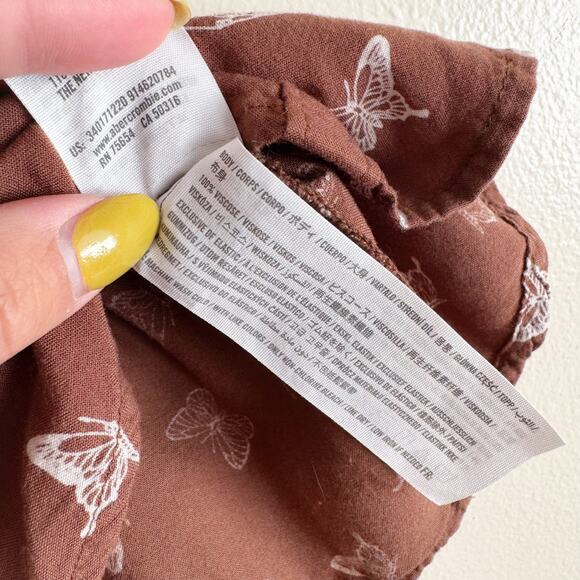 Hollister Brown Butterfly Print Blouse - Picture 4 of 6